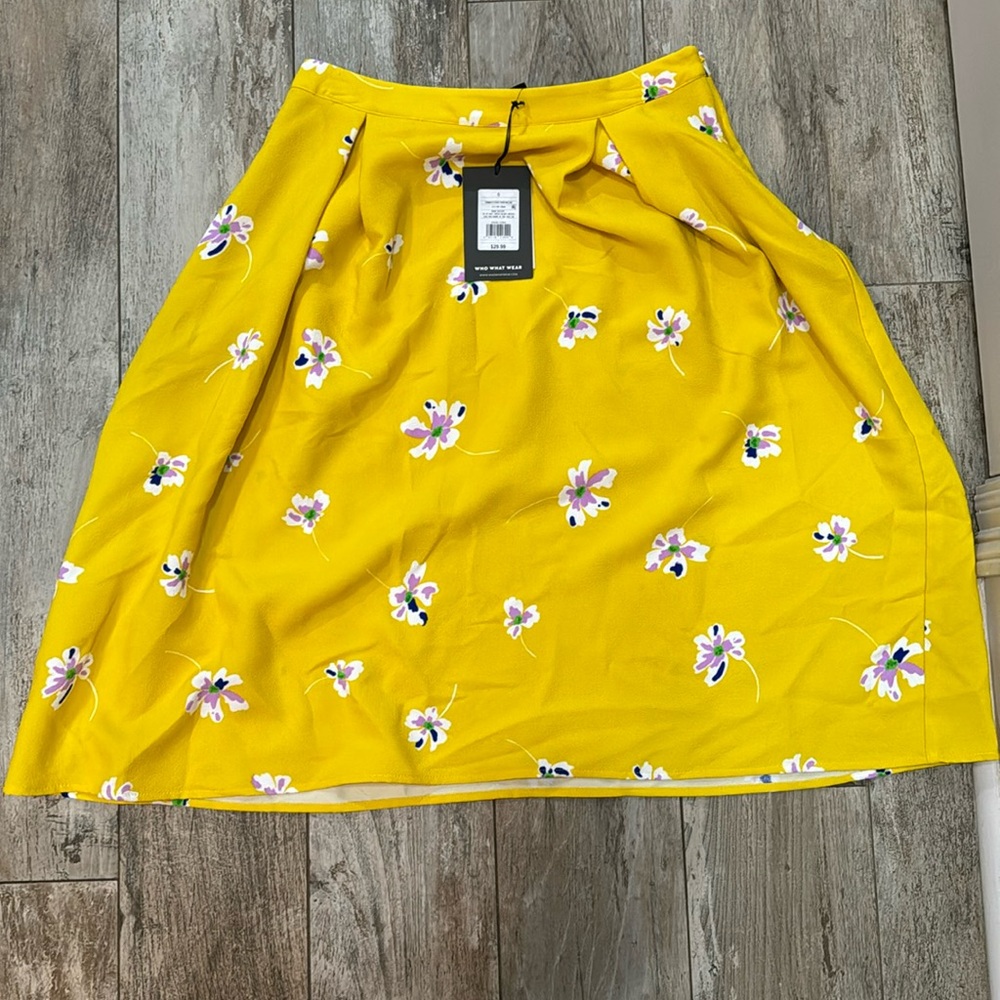 Skirt— size 6